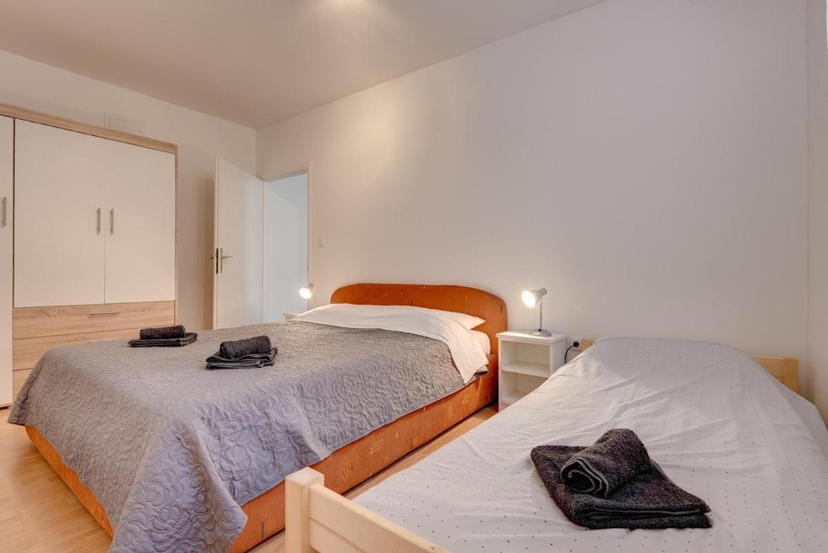 Apartment Aldo Banjole