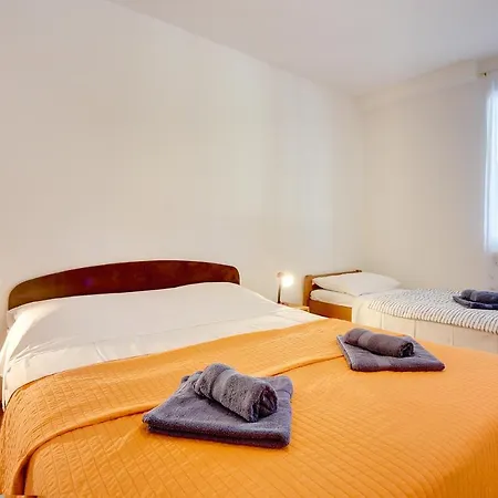 Apartments Aldo Banjole Exterior photo